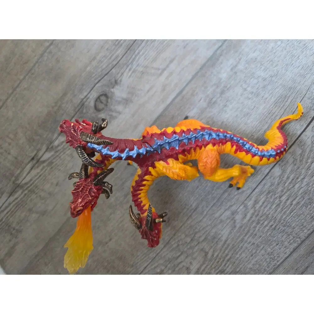 Safari Ltd. 2010 Three-Headed Fire Dragon‎